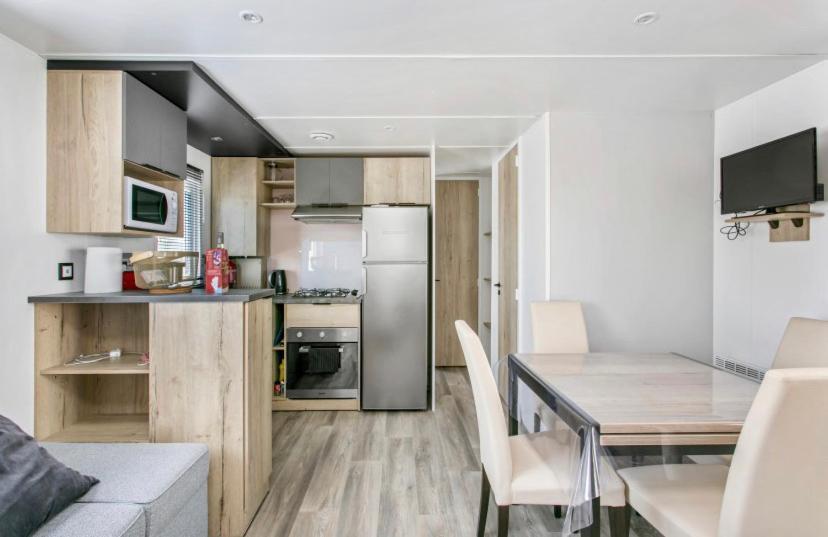 Particulier Loue Ce Mobil-Home 3 Chambres, Tout Confort Valras-Plage Exterior foto